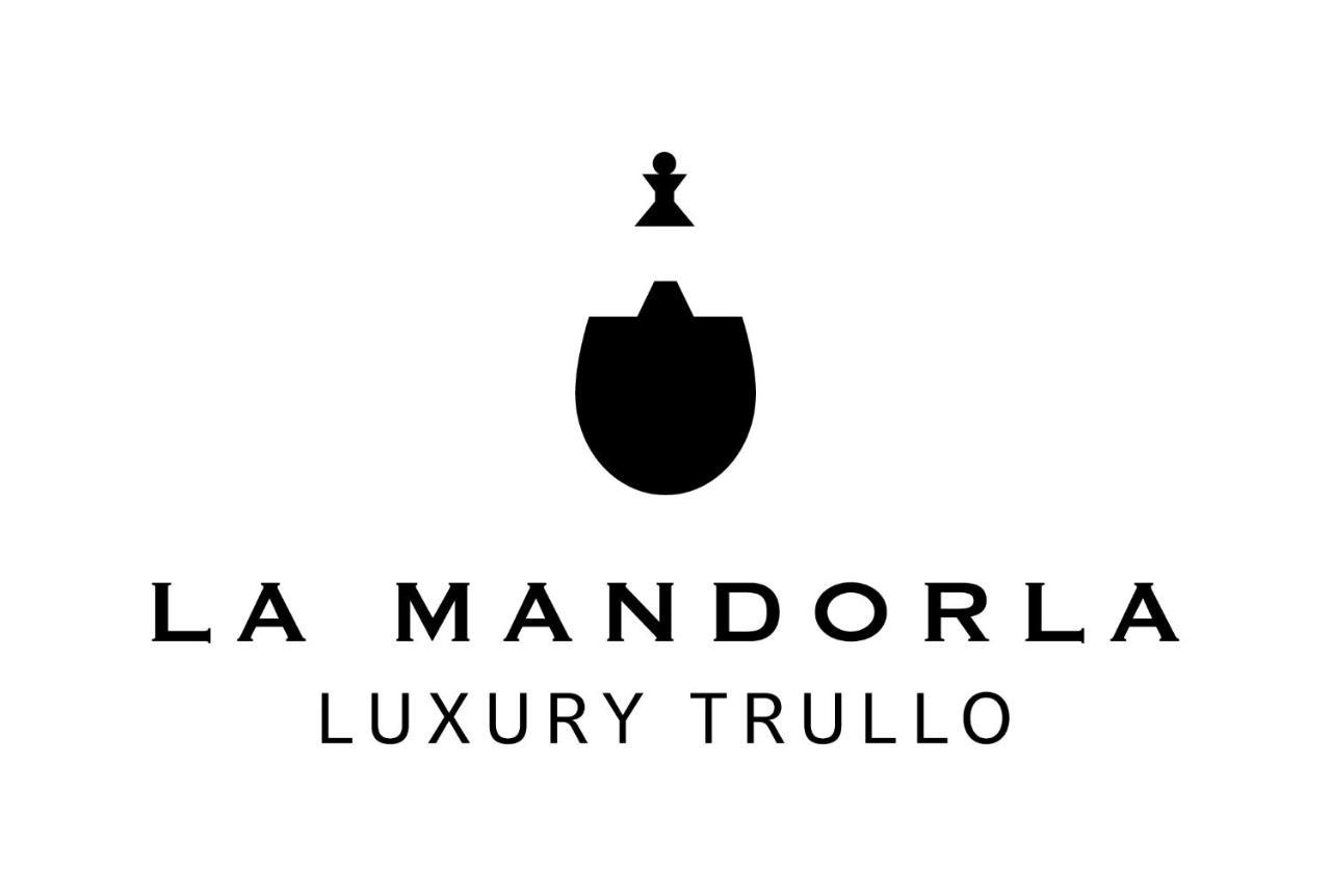 La Mandorla Luxury Trullo Bed & Breakfast Alberobello Eksteriør bilde