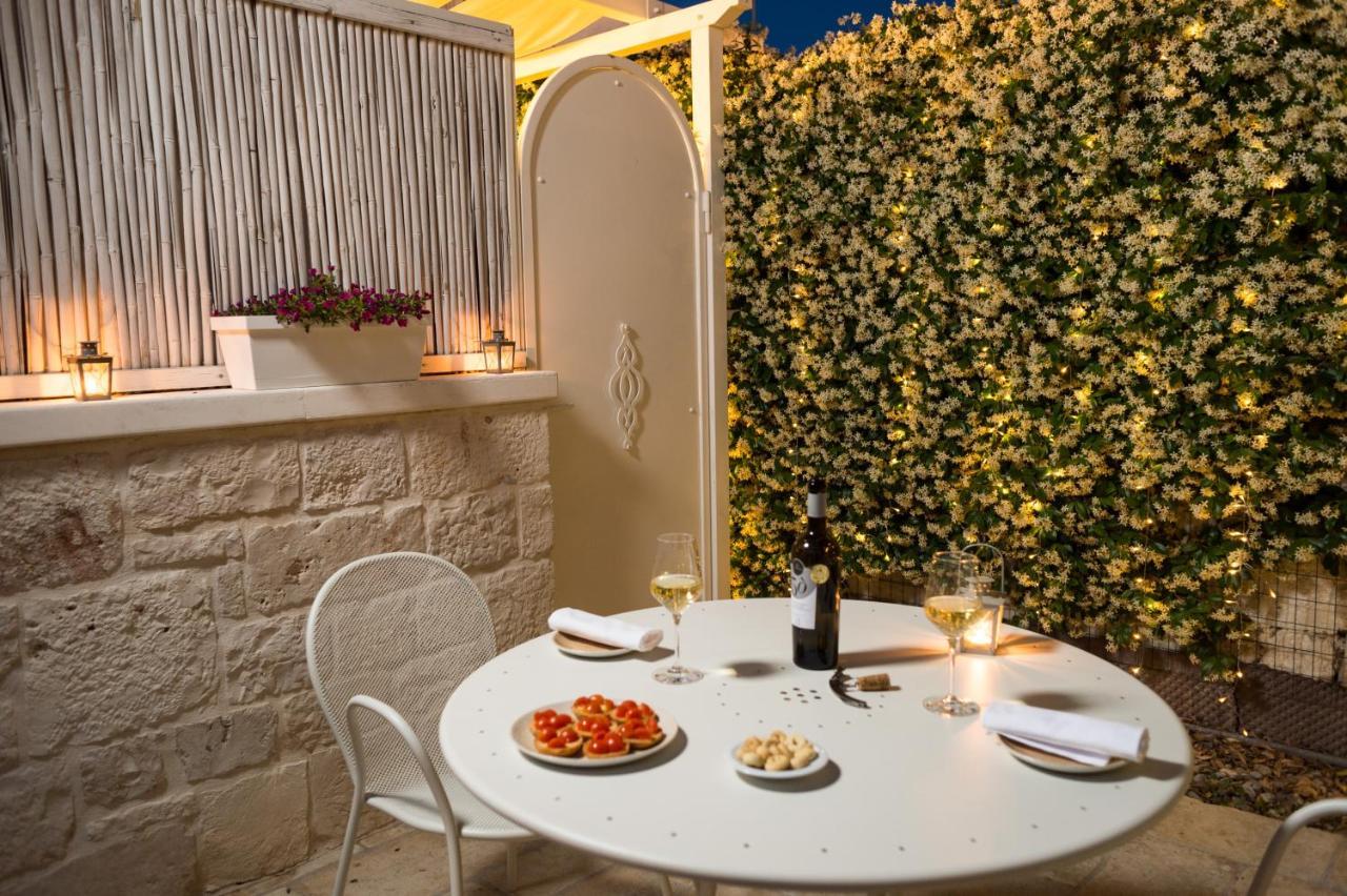 La Mandorla Luxury Trullo Bed & Breakfast Alberobello Eksteriør bilde