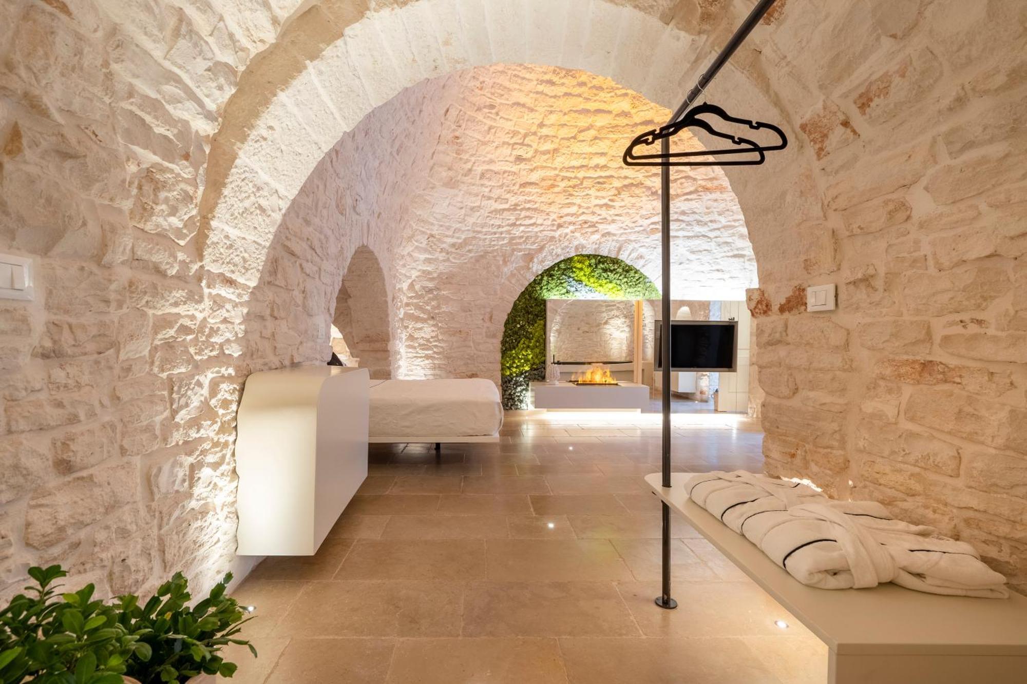 La Mandorla Luxury Trullo Bed & Breakfast Alberobello Eksteriør bilde