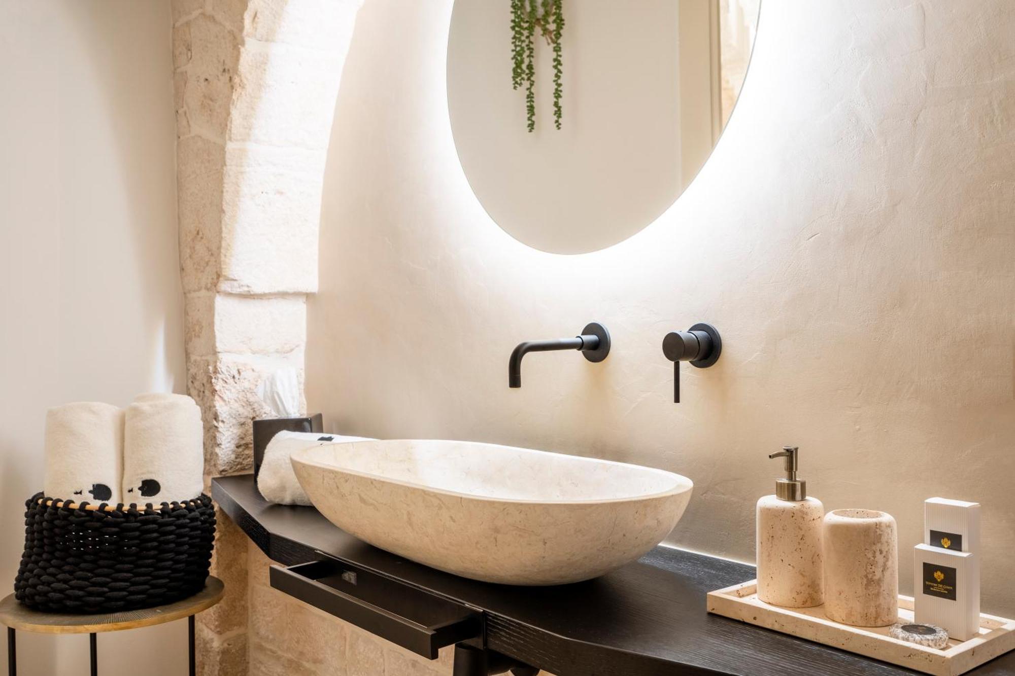 La Mandorla Luxury Trullo Bed & Breakfast Alberobello Eksteriør bilde