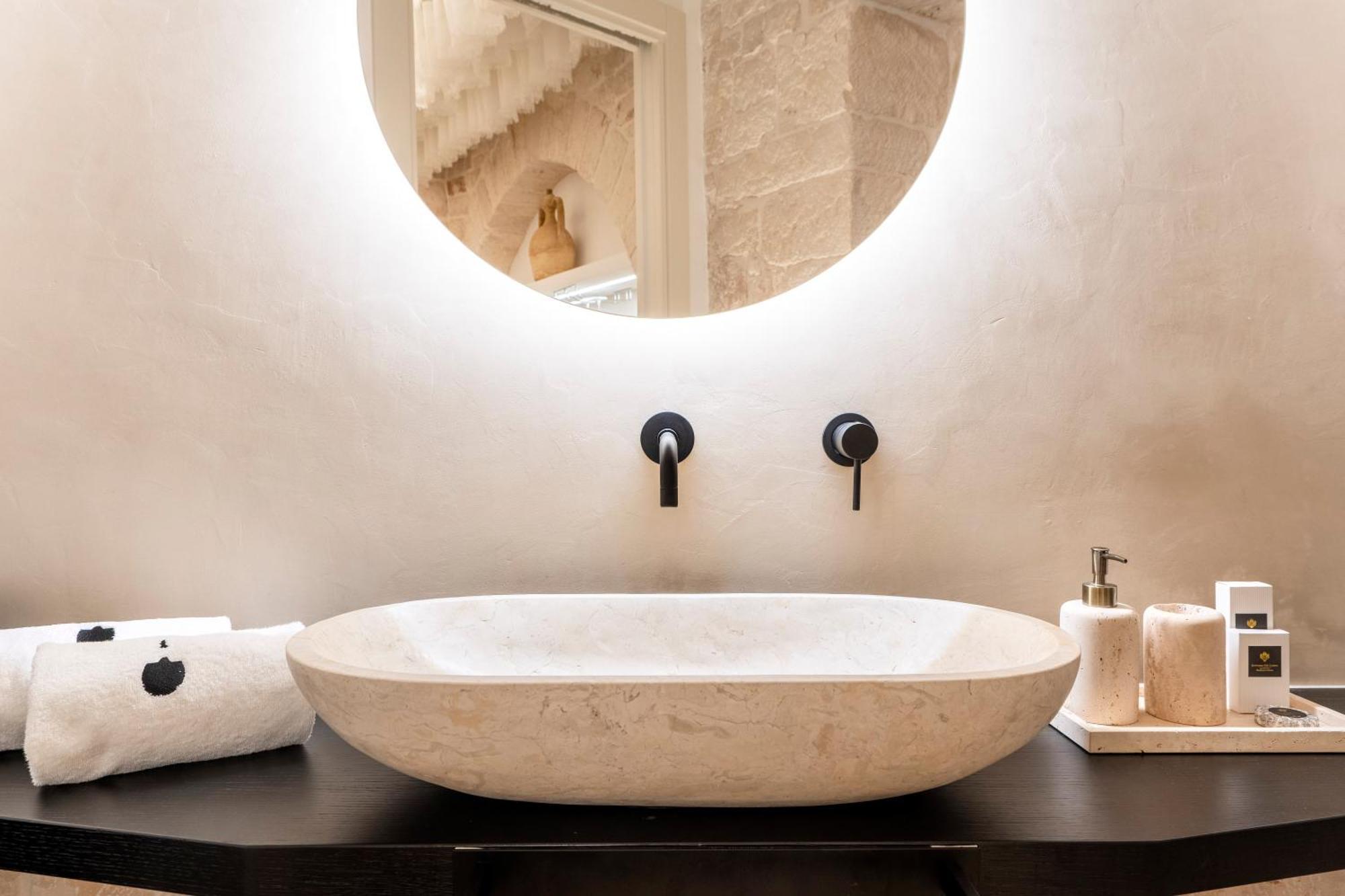 La Mandorla Luxury Trullo Bed & Breakfast Alberobello Eksteriør bilde